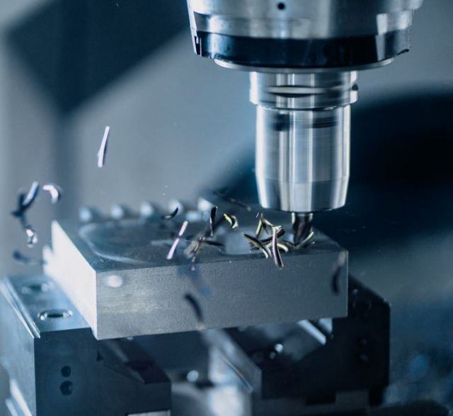 Acheter une fraiseuse CNC d'occasion sans mauvaise surprise Acheter une fraiseuse CNC d'occasion sans mauvaise surprise